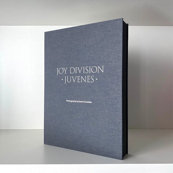 Joy Division: Juvenes