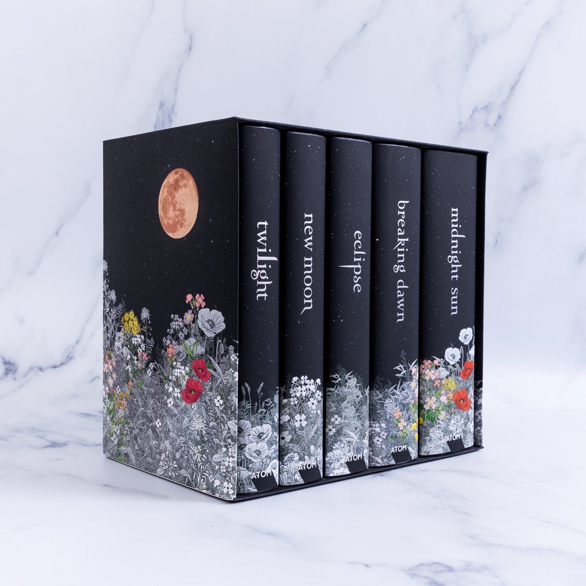 The Twilight Saga Deluxe Hardcover Collection by Stephenie Meyer